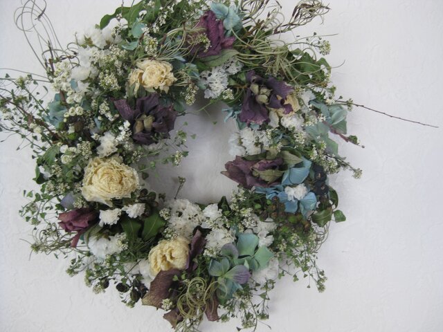 春の草花のwreathの画像1枚目