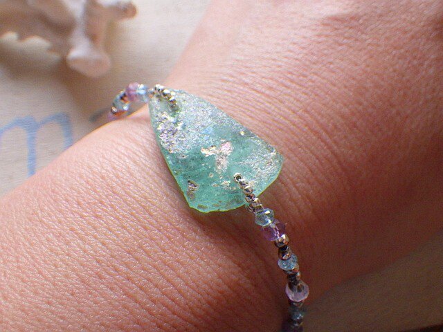 Ancient Roman Glass ビーチブレスレット IIIの画像1枚目