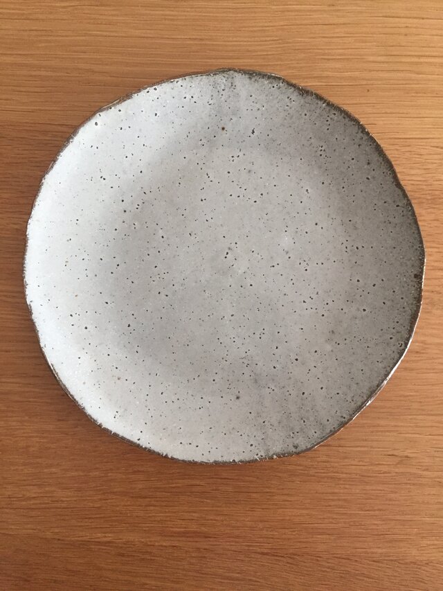 薄いお皿の画像1枚目