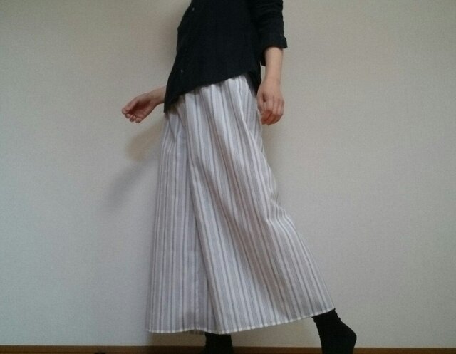 ワイドパンツ夏白コットンシンプルゆったり楽にウエストゴムの画像1枚目