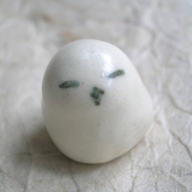 ちびふくろうーvーシロフクロウの画像1枚目
