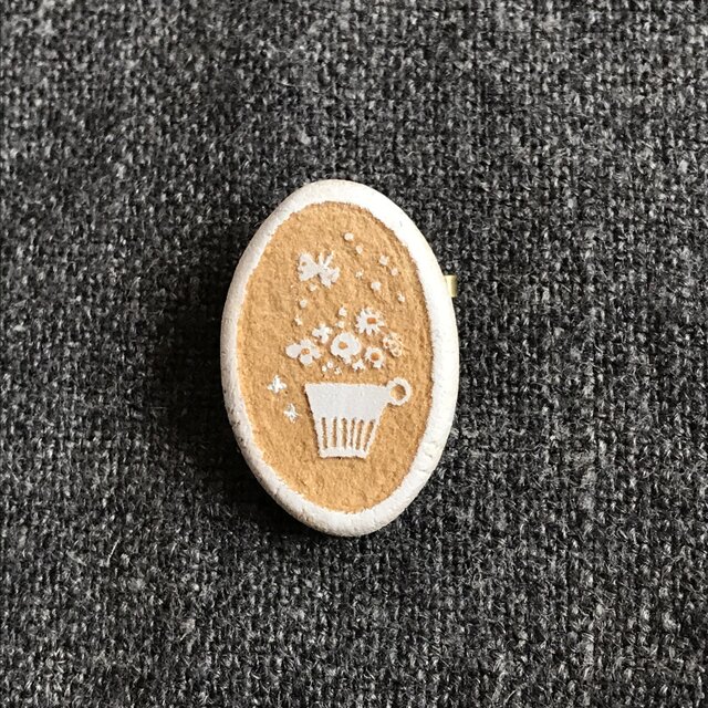 日々の小まど ブローチの画像1枚目