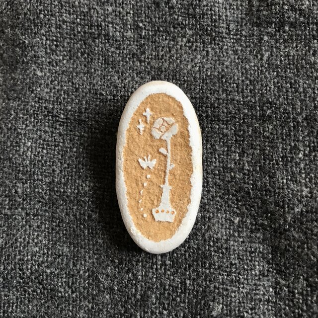 日々の小まど ブローチの画像1枚目