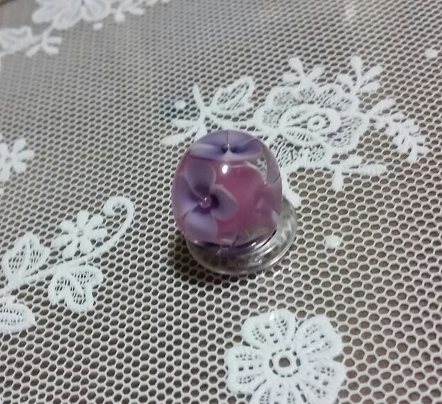 紫の花(ネックレスお仕立て済み)の画像1枚目