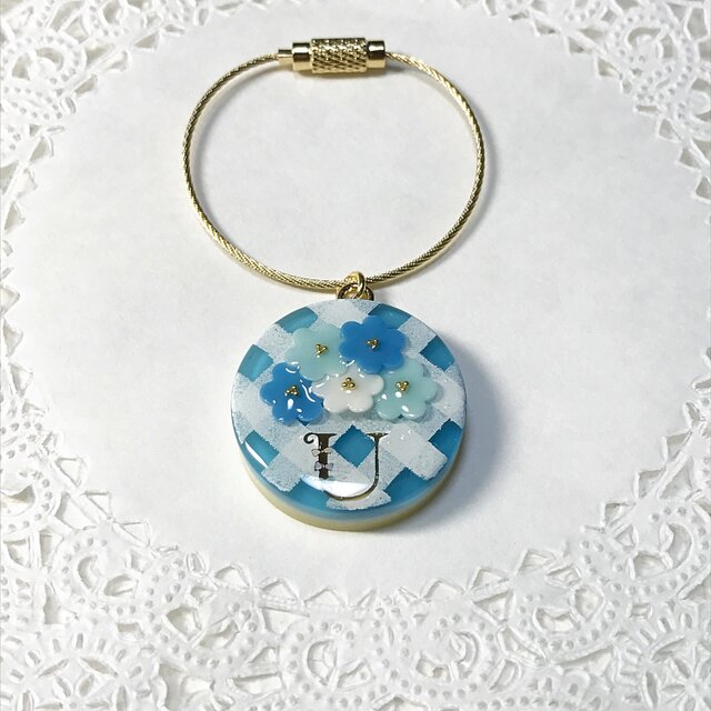 イニシャル入り!チェック柄♫flowerブーケケーキのリングキーホルダーの画像1枚目