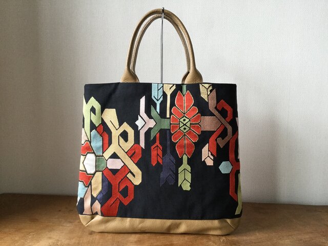 幾何学文様 アンティーク袋帯のリメイクObiBagの画像1枚目