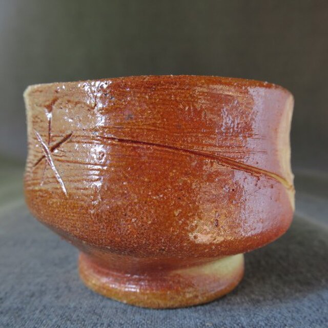 陶器 酒器(73) 化粧土彫り模様ぐい呑み 陶芸家オリジナルの画像1枚目