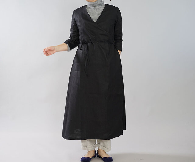 【wafu】中厚 リネン ワンピース コート 2way カシュクール ロング丈 7分袖 ガウン/ブラック h003b-bck2の画像1枚目