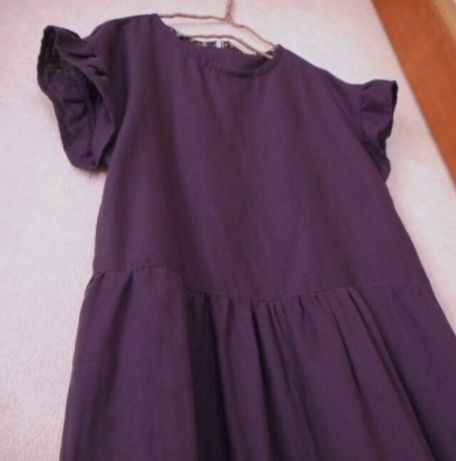 *受注制作*フリル袖のオフショルダーワンピースの画像1枚目