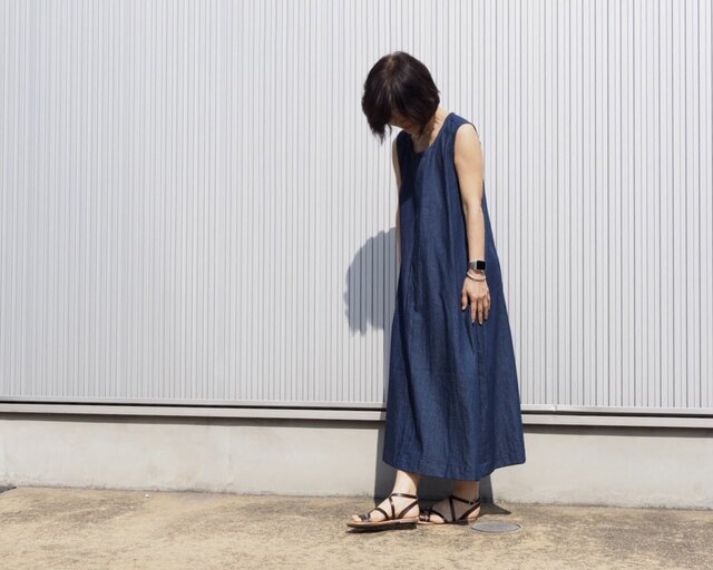 夏のデニムワンピースの画像1枚目