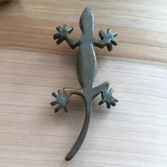 bronze gecko brooch 0423の画像1枚目
