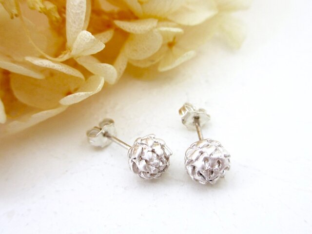 SV シロツメ草のお花ピアス 1861の画像1枚目