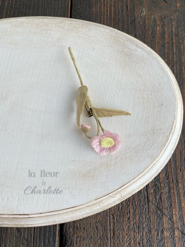 染花✳︎ハルジオンのブローチ【ピンク】