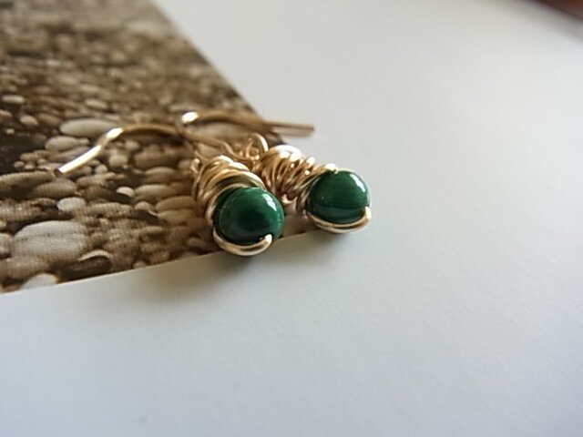 14KGF malachite piercedの画像1枚目