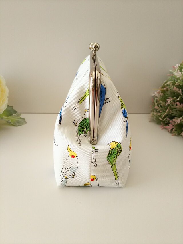 ◇【売り切れ】【再販10】インコシリーズ第2段！がま口ポーチホワイト