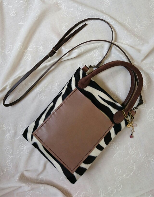zebra shoulder bag＊ 2wayｾﾞﾌﾞﾗｼｮﾙﾀﾞｰﾊﾞｯｸﾞ-