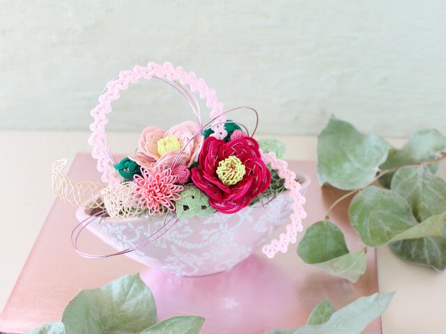 水引*椿と菊のアレンジ(つつじ色)の画像1枚目