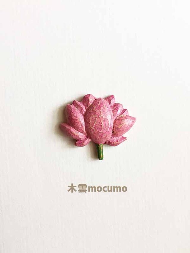 クスノキのブローチ *蓮の花* の画像1枚目