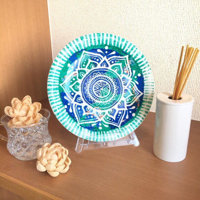 陶器】モロッコ風曼荼羅柄 グリーンとブルーの飾り皿 インテリアに