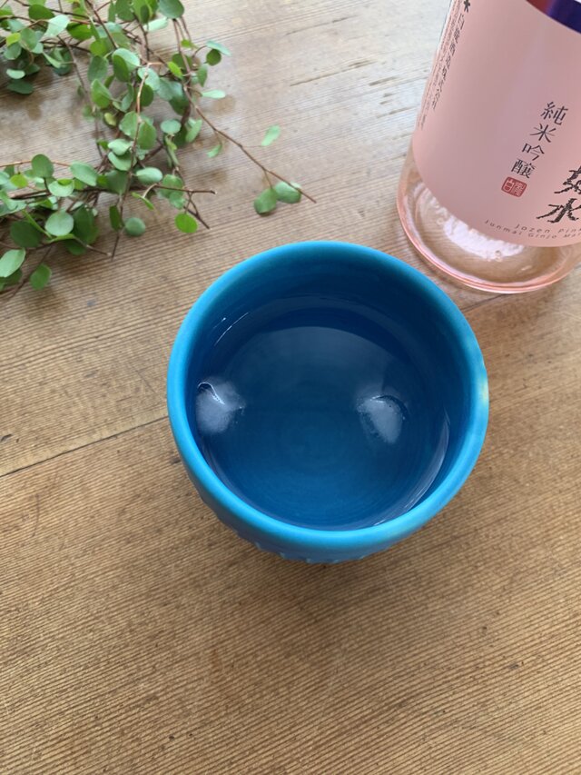 しのぎの湯呑み　ターコイズブルー