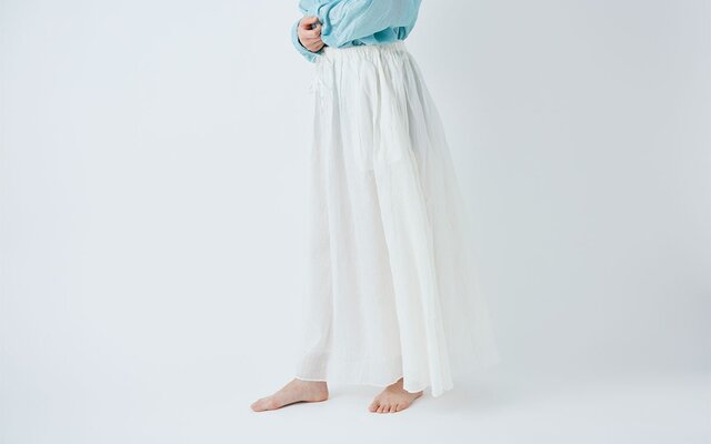 【送料無料】enrica cottonsilk skirt natural / size 38の画像1枚目