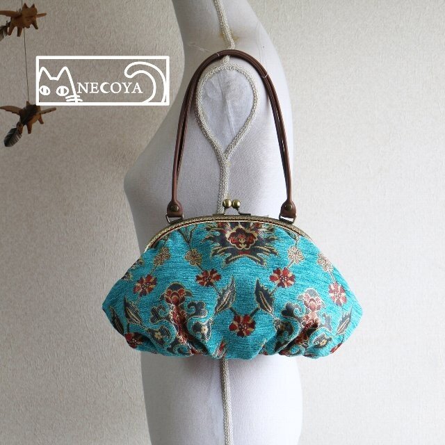 ふんわりがまぐちバッグ（シェニール織り・青花）