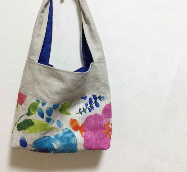 花模様のワンハンドル麻かばんの画像1枚目