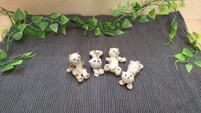 陶芸【猫の箸置き】4個セットの画像1枚目