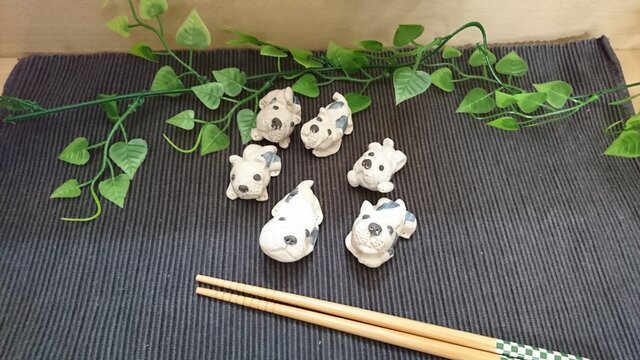 陶芸【犬の箸置き】6個セットの画像1枚目