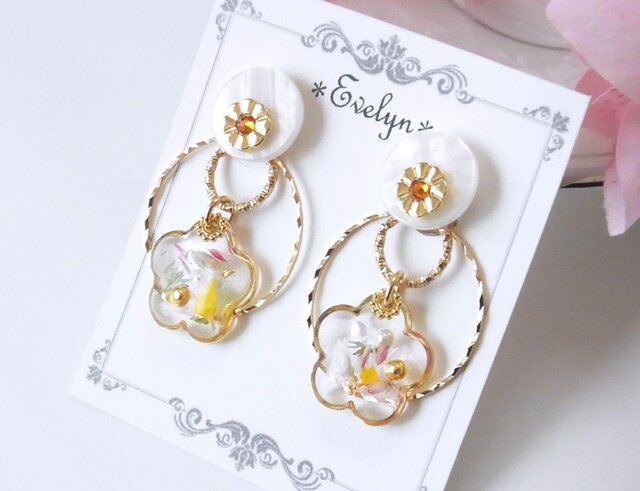 ドライフラワーの4wayイヤリング♡花型1♡1の画像1枚目