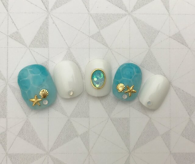 ネイルチップラグーンの画像1枚目
