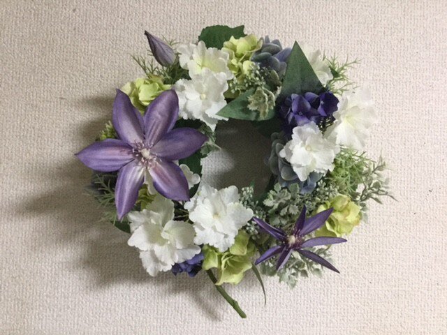 梅雨を乗り切る癒しのリースの画像1枚目