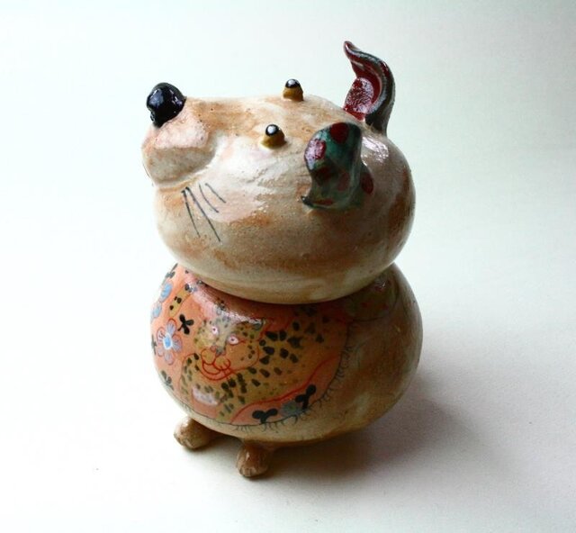 犬の陶箱 / 陶器 / 陶筥/ 犬とヒョウ / 陶芸家 / cute ceramic boxの画像1枚目