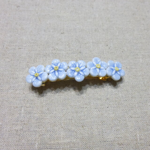 忘れな草バレッタの画像1枚目