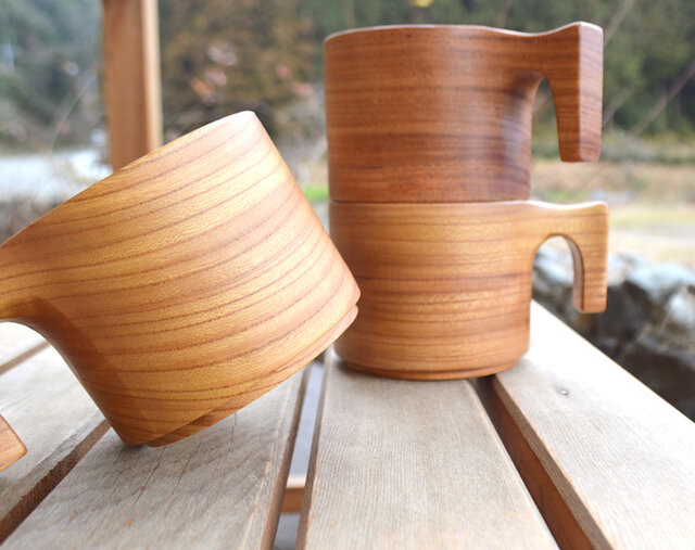【美品】良岳氏作 木製コーヒーカップ けやき・花梨（2脚セット） 美品】良岳氏作 木製コーヒーカップ けやき・花梨（2脚セット）