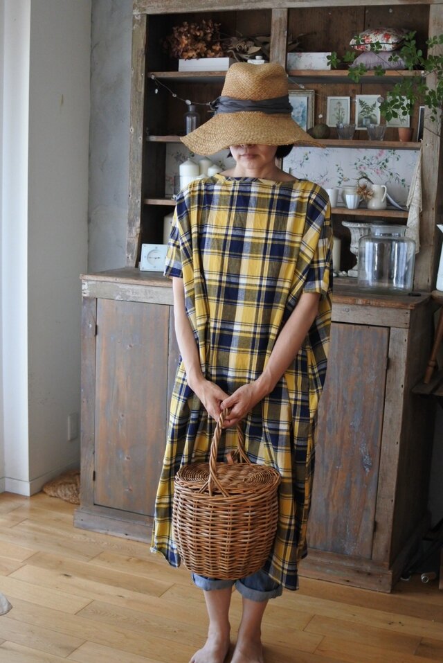 再出品 ドルマンスリーブシンプルワンピース イエローの画像1枚目