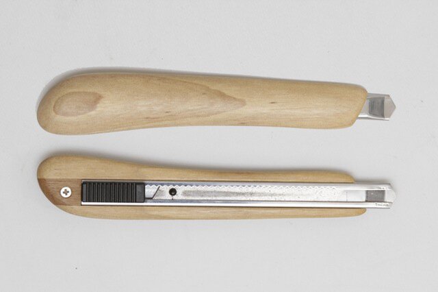 右利き用木製カッターナイフ（メープル）の画像1枚目
