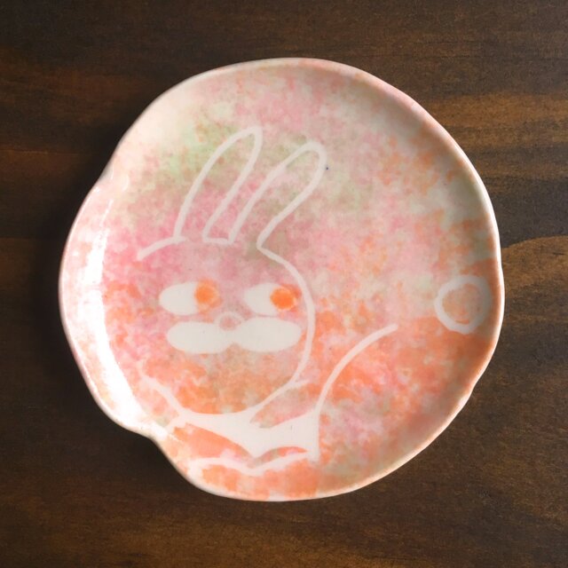 うさぎの小皿(ピンク)の画像1枚目