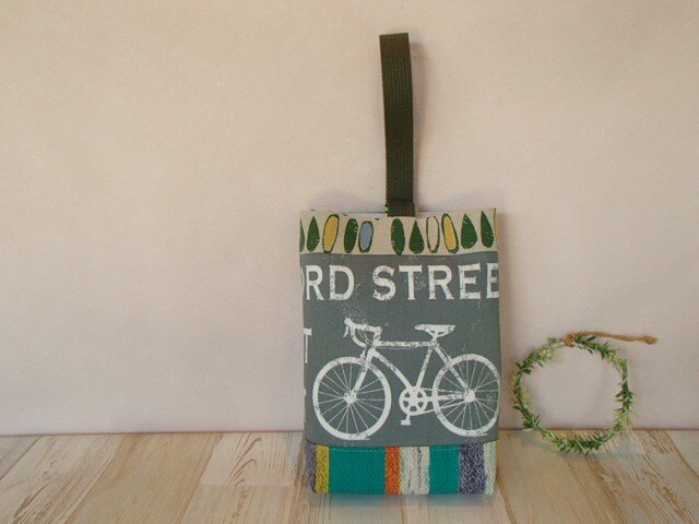 自転車の上履き入れの画像1枚目