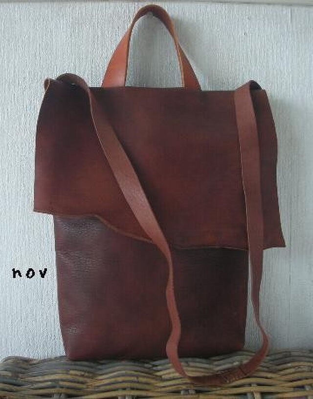 nov*縦長シングルハンドショルダートートの画像1枚目