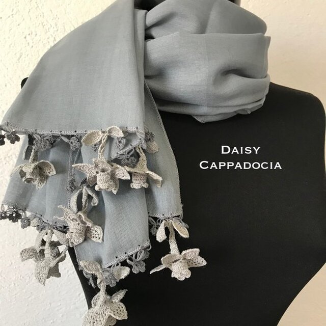 立体レース 刺繡の花花ストール グレーの画像1枚目