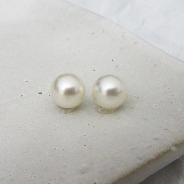 8.5mm♪ピアスに☆ 無調色!あこや真珠ナチュラルホワイト 片穴ルース2Pセット 085-13NW2の画像1枚目