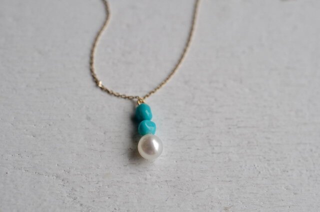 Sleeping beauty turquoise&pearl necklaceの画像1枚目