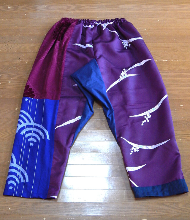 着物・浴衣リメイクサルエルパンツ 紫 | iichi 日々の暮らしを心地よく