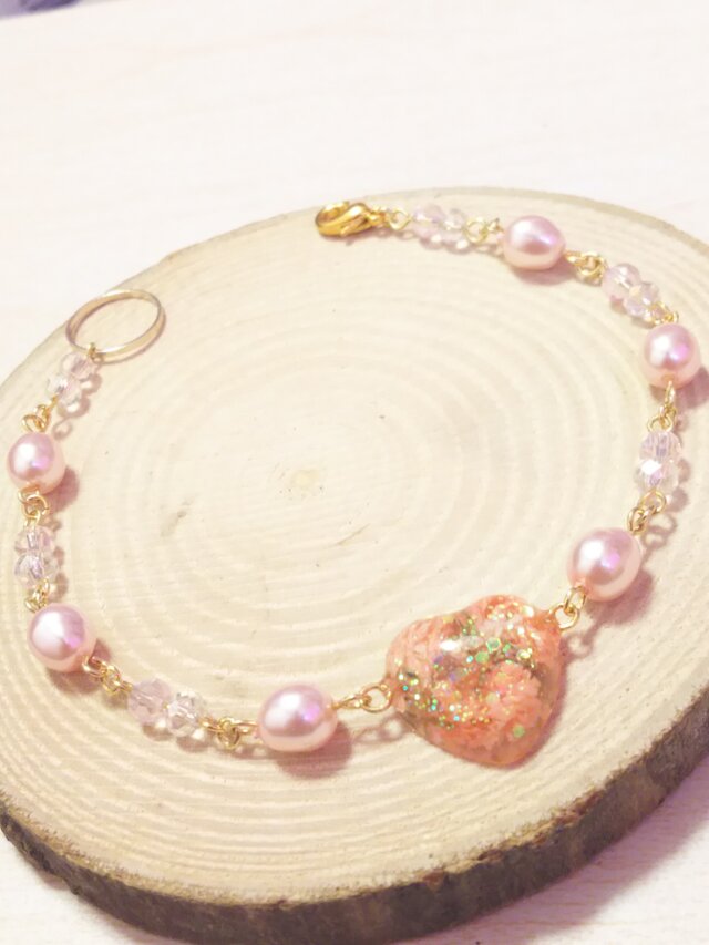 本物のお花が入ったボタニカルブレスレット☆ハートの画像1枚目