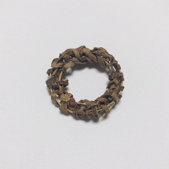 クルミブローチ circleの画像1枚目