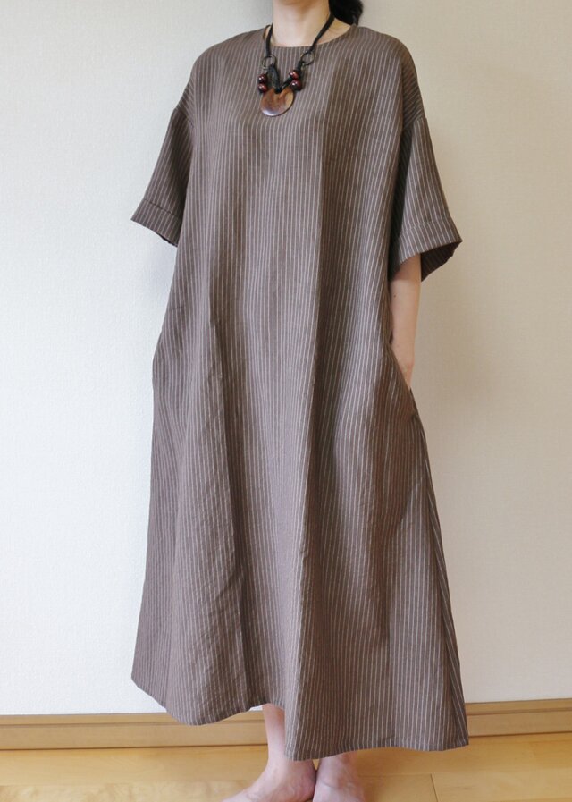 春夏　リネン混　ワンピース　Sサイズのみ有り