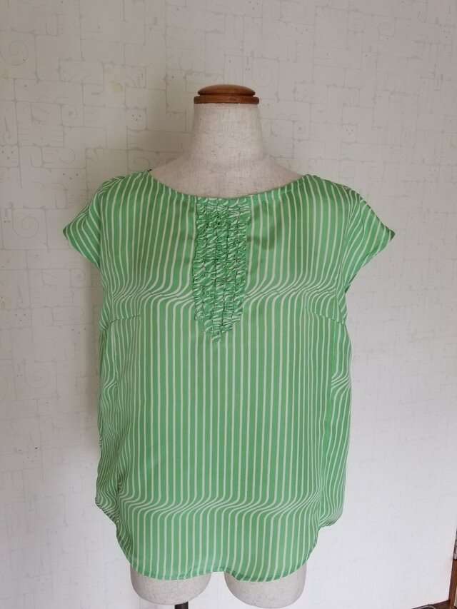 着物リメイク　フレンチスリーブブラウス