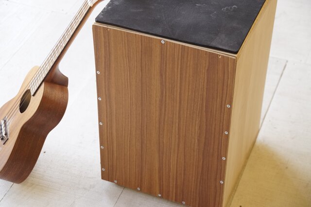 wood drum 《cajon》の画像1枚目