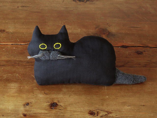 再々販 >> " Stickitten" kitten loaf ブラック(ヘリンボーン)の画像1枚目